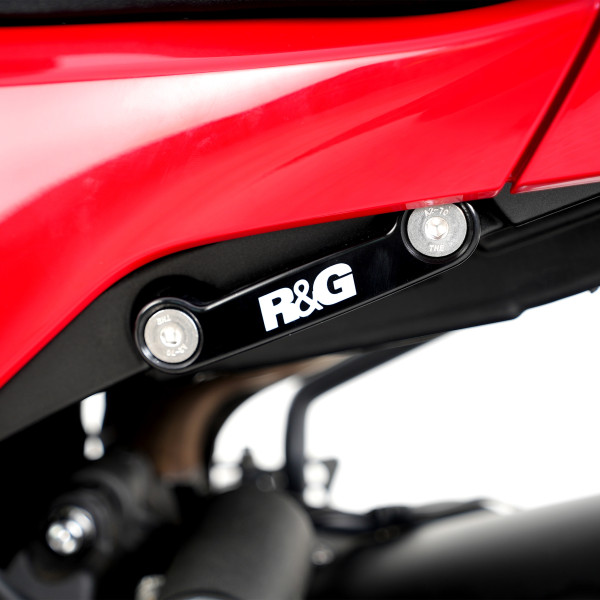 R&G Rear Foot Rest Blanking Plate for Honda CBR600RR '07-